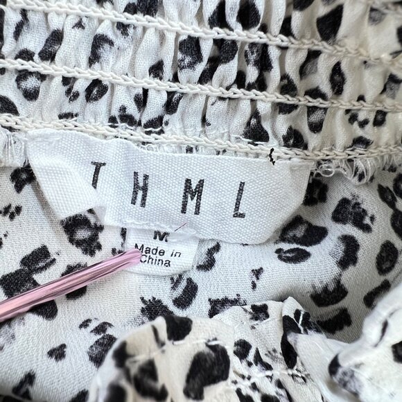 THML Brush Animal Print Smocked Ruffle Blouse Ivory Black Size Medium - Picture 9 of 12